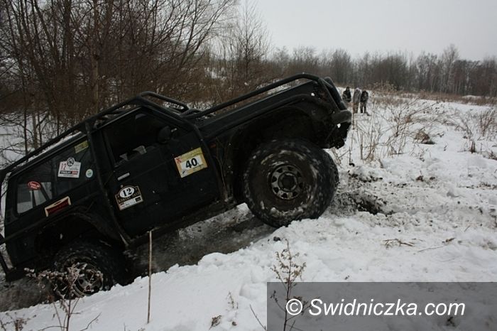 Głuszyca: Zlot miłośników pojazdów 4x4 „Kamyki 2013”