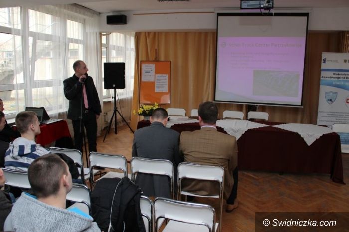 Świdnica: Forum samochodowe w Mechaniku