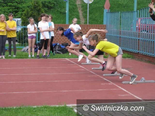 Świdnica: Walczyli o jak najlepsze wyniki w zawodach lekkoaletycznych