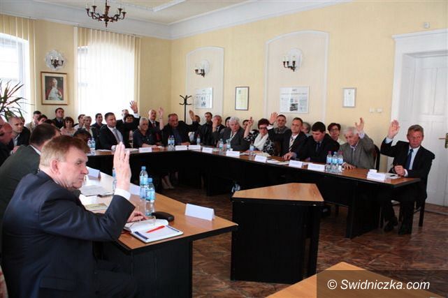 Świebodzice: Dochody wzrosły, zadłużenie spadło