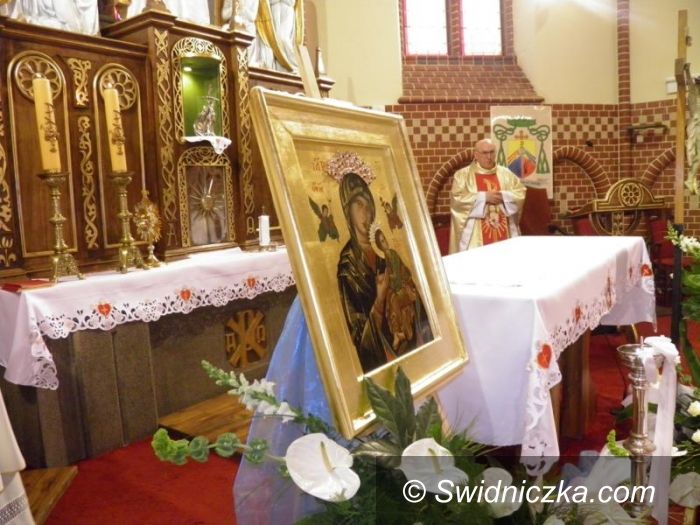 Żarów: Matka Boża Żarowska w nowej koronie