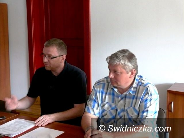 Jaroszów: Co z drogą nr 5 we wsi Jaroszów?