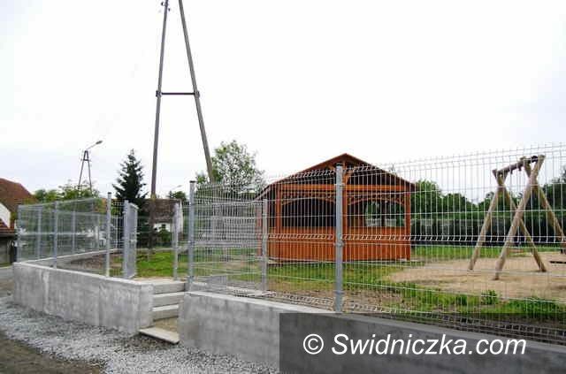 Morawa: Mieszkańcy Morawy doczekali się placu zabaw