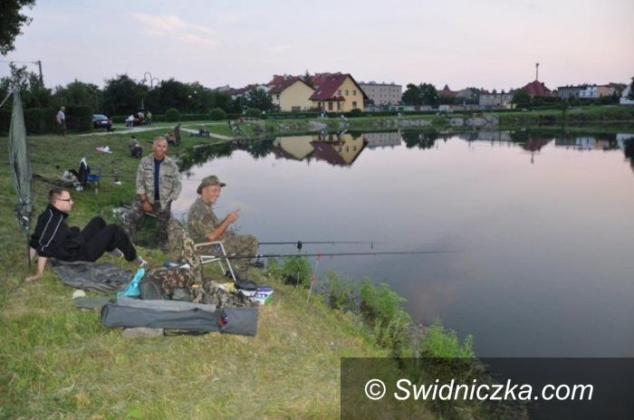 Żarów: Polowali na legendarnego suma