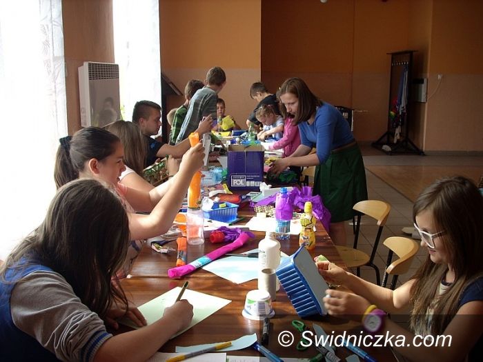 Gmina Świdnica: Tp jest sztuka – Śmieciosztuka
