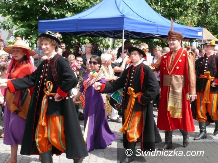 Strzegom: Oczaruje nas Festiwal Folkloru!