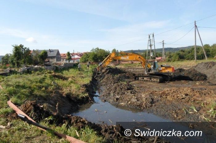 Szymanów: Staw w nowej aranżacji