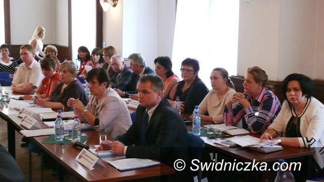 Strzegom: Obradowali strzegomscy radni