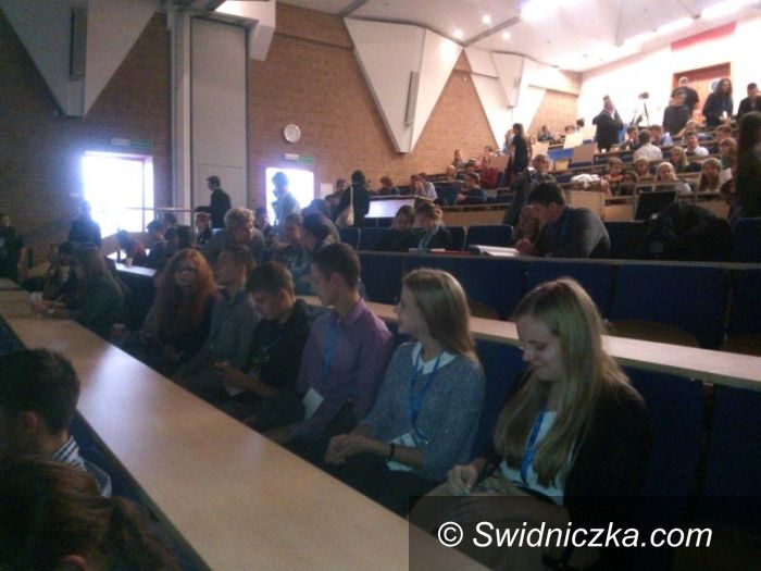 Wrocław: II LO na Forum Młodych Chemików