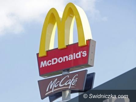 Kraj: Bombowy alarm w sieci McDonald’s