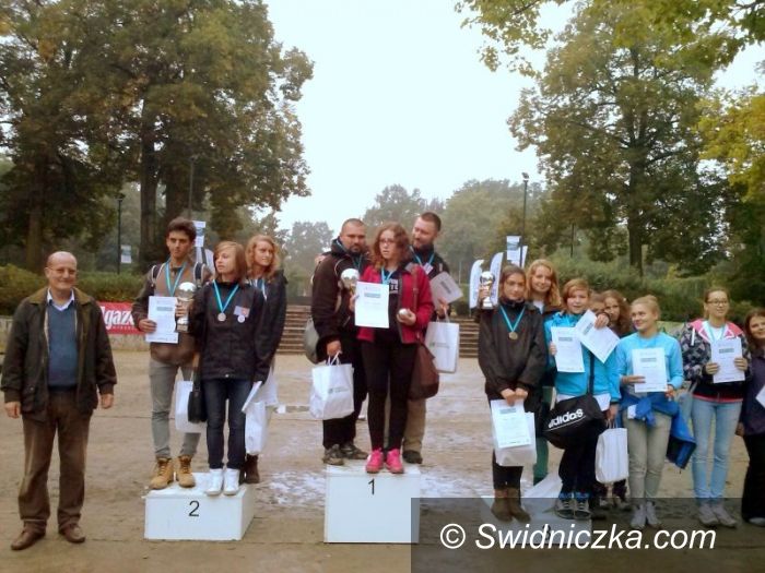 Wrocław: Bularze z Kasprowicza w czołówce