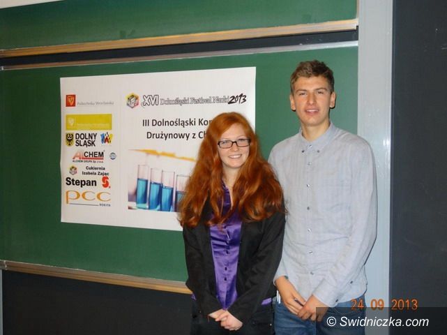 Wrocław: Trzecie miejsce II LO w dolnośląskim Konkursie Chemicznym