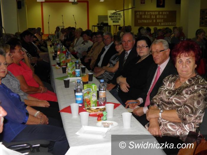 Żarów: Dojrzali wiekiem, młodzi umysłem