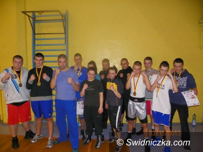 Świdnica: Bokserzy w rytmach hip–hopu