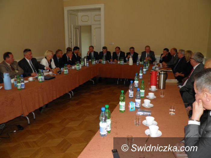 Żarów: Żarów przyłączył się do Aglomeracji Wałbrzyskiej