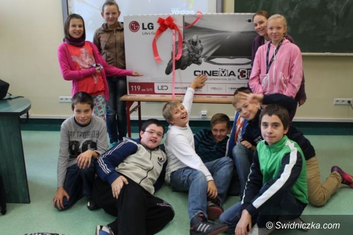 Świdnica: Fantastyczny prezent od firmy LG Innotek dla SP 315
