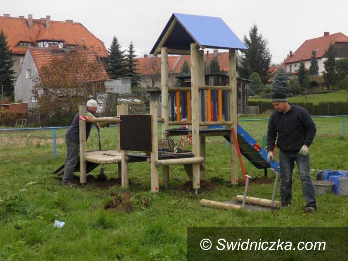 Gmina Żarów: Bezpieczne miejsca do zabawy