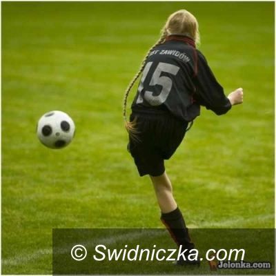 Świdnica: Dziewczyny na boisko!