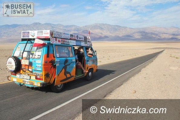 Świdnica/Świat: Wyprawa starym busem do Australii – wywiad z ekipą „Busem Przez Świat: Australia Trip 2013″