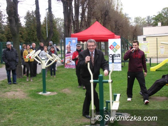Świdnica: Siłownia OSiR pod chmurką po inauguracji
