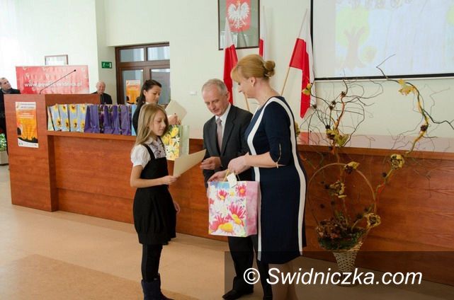 Świdnica: Konferencja „Wyjść z Cienia” – podsumowanie