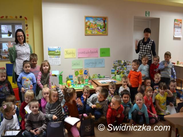 Gmina Dobromierz: Każdy przedszkolaczek wie, śmieci segreguje się