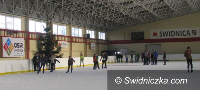 Świdnica: Obiekty OSiR–u w okresie świąteczno–noworocznym