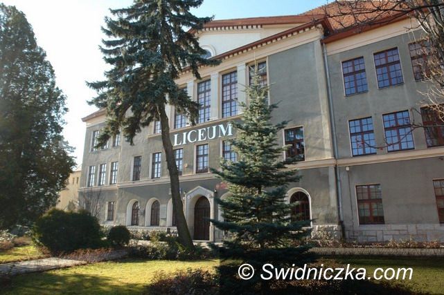 Strzegom: 100–lecie budynku LO! Niezwykła historia szkoły