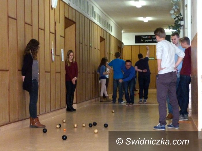 Świdnica: Petanque w Kasprowiczu