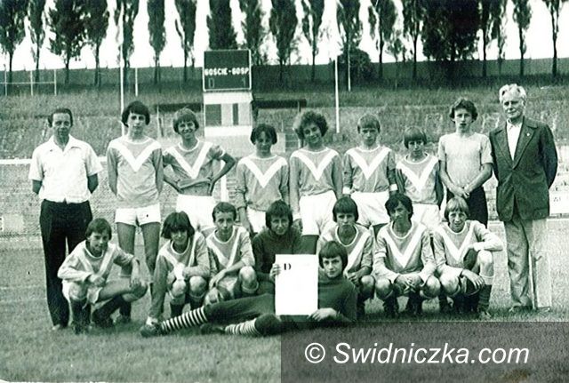 Świebodzice: Stadion ma wyjątkowego patrona
