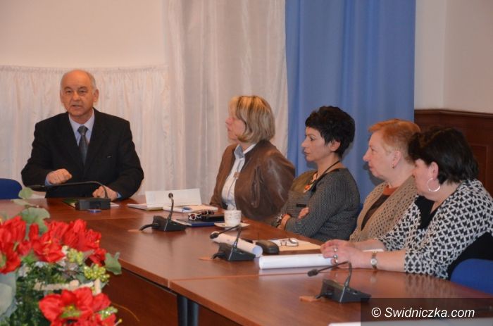 Strzegom: Nowe zasady organizacji miejsc pracy