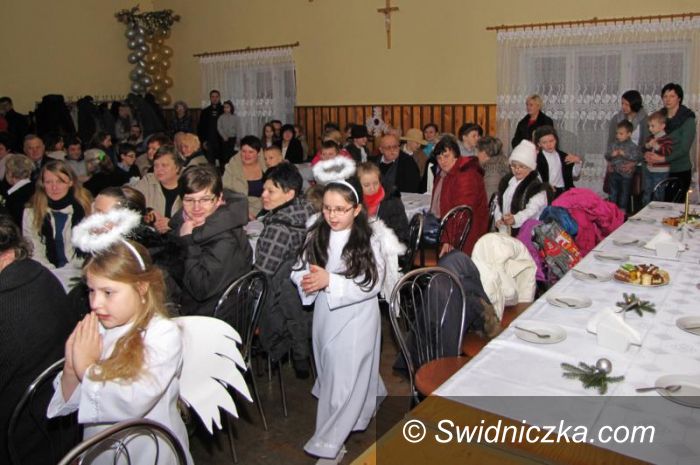 Mrowiny: Mieszkańcy Mrowin spotkali się na opłatku