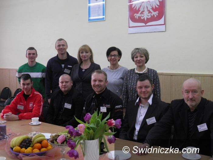 Świdnica: Gwiazdy sportu w Gimnazjum nr 3