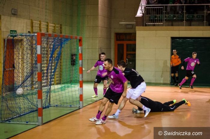 Żarów: Zaskoczeni mistrzami Żarowskiej Ligi Futsalu