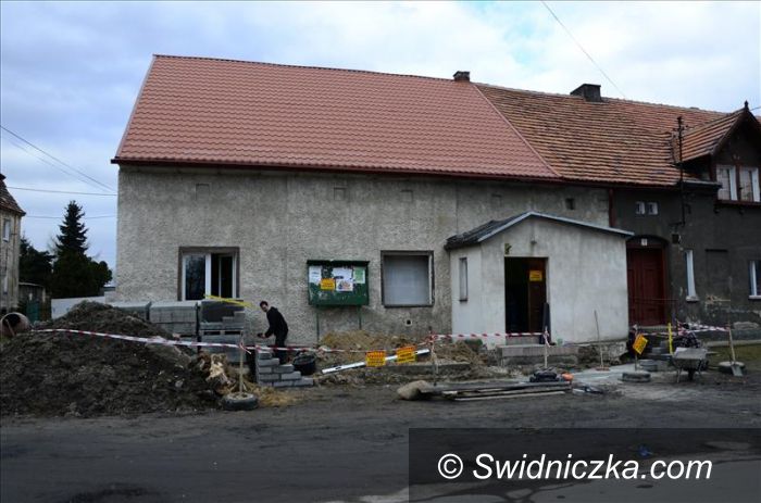 Kalno: Świetlica wiejska w rozbudowie