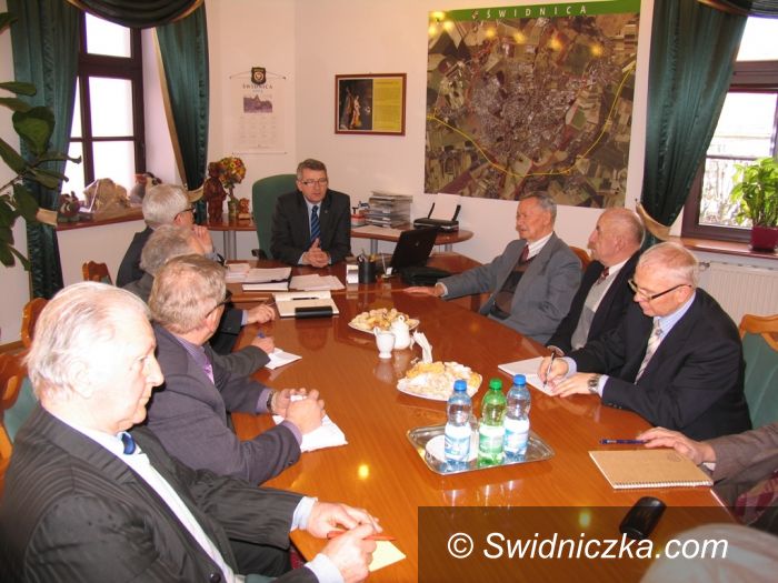 Świdnica/Trzebnica: Kombatanci wyjadą do Trzebnicy