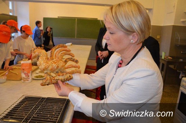 Strzegom: Oświata i przemysł w gminie Strzegom zgodnie kroczą w przyszłość