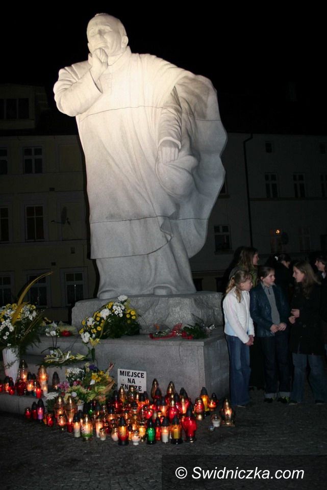 Świebodzice: Przyjdź na wyjątkowe zdjęcie z papieżem
