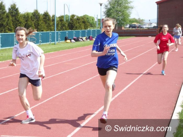 Świdnica: Zainaugurowali sezon lekkoatletyczny