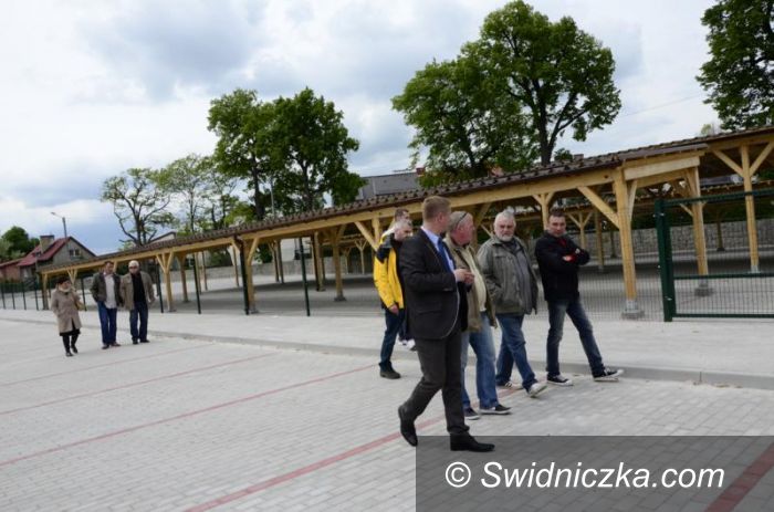 Żarów: Targowisko już po odbiorze