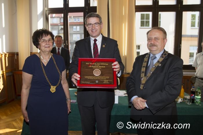 Świdnica: Odznaka im. Jana Kilińskiego dla prezydenta Świdnicy