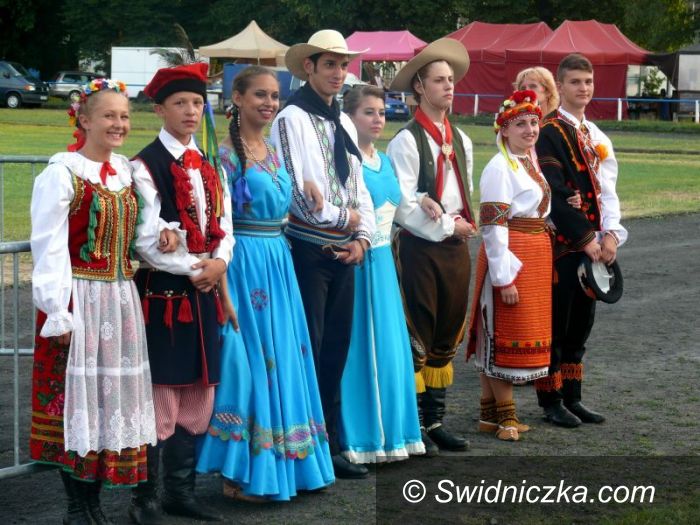 Strzegom: Międzynarodowy Festiwal Folkloru w innym miejscu