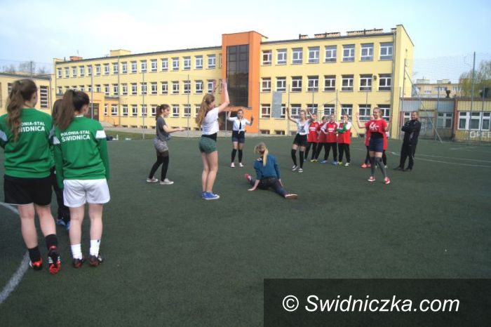 Świdnica: Gimnazjum nr 1 "Szkołą w ruchu"
