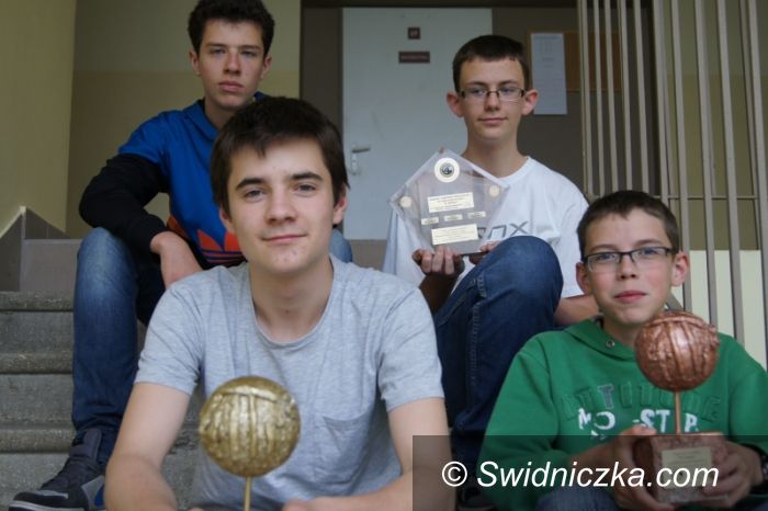 Świdnica: Matematycy z Gimnazjum nr 1 najlepsi po raz trzeci