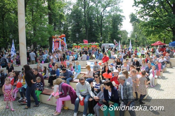 Świebodzice: Radośnie i kolorowo na święcie dzieci