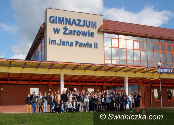Żarów: Szkolna wymiana doświadczeń