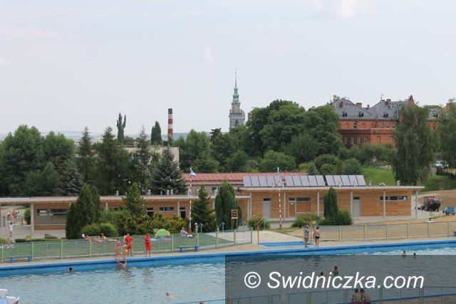 Świebodzice: Otwarcie basenu w Świebodzicach już jutro