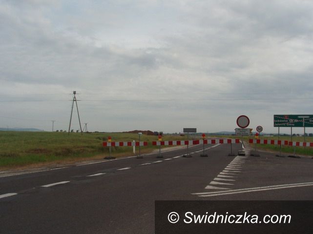 Dobromierz: Ruszyła budowa ronda w pobliżu Dobromierza