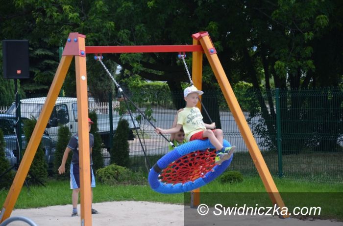 Strzegom: Mieszkańcy ul. Bazaltowej mają plac zabaw