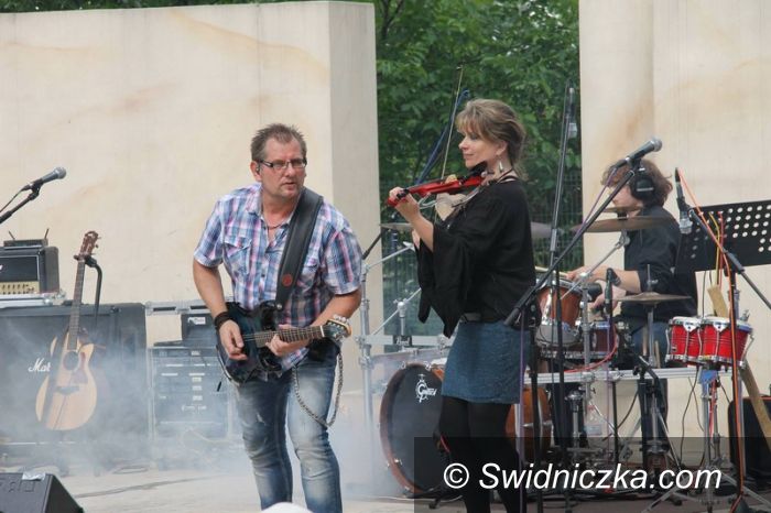 Świebodzice: W parku na rockowo